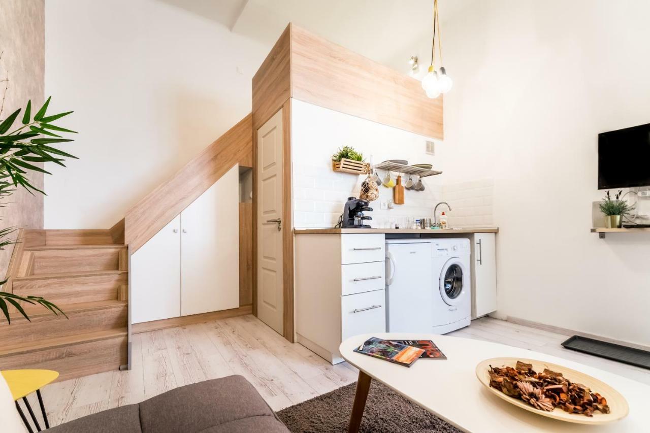 Bpr Little Attractico Apartment Будапеща Екстериор снимка
