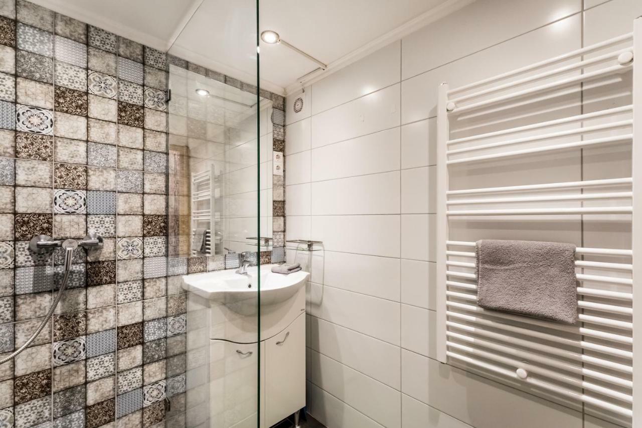 Bpr Little Attractico Apartment Будапеща Екстериор снимка